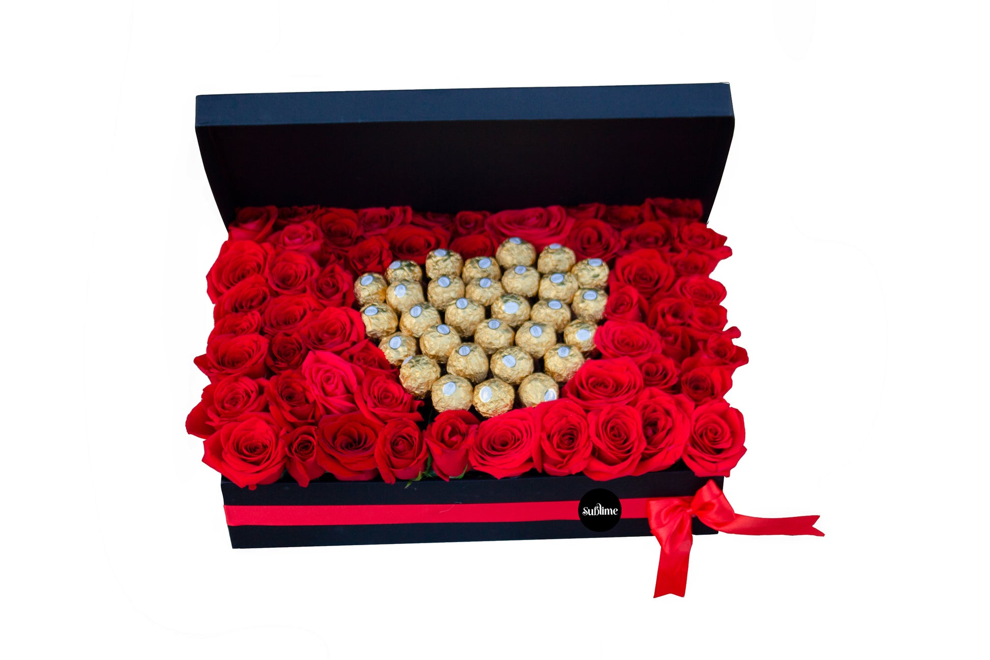CAJA ROSAS CON CORAZÓN DE FERREROS